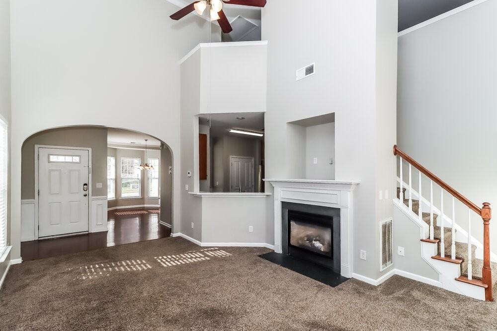 1610 Bitter Creek Dr - Photo 6 of 17