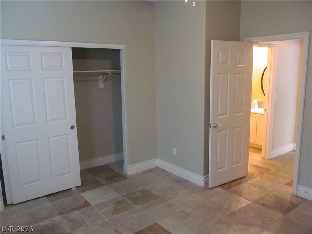 343 Center Green Dr - Photo 6 of 41