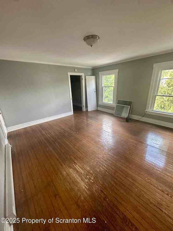 366 S River St #3 - Photo 6 of 8