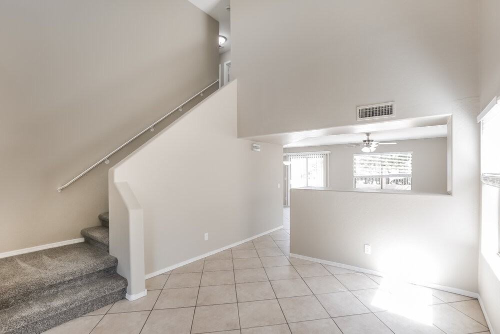 6558 W Chickasaw St - Photo 5 of 17