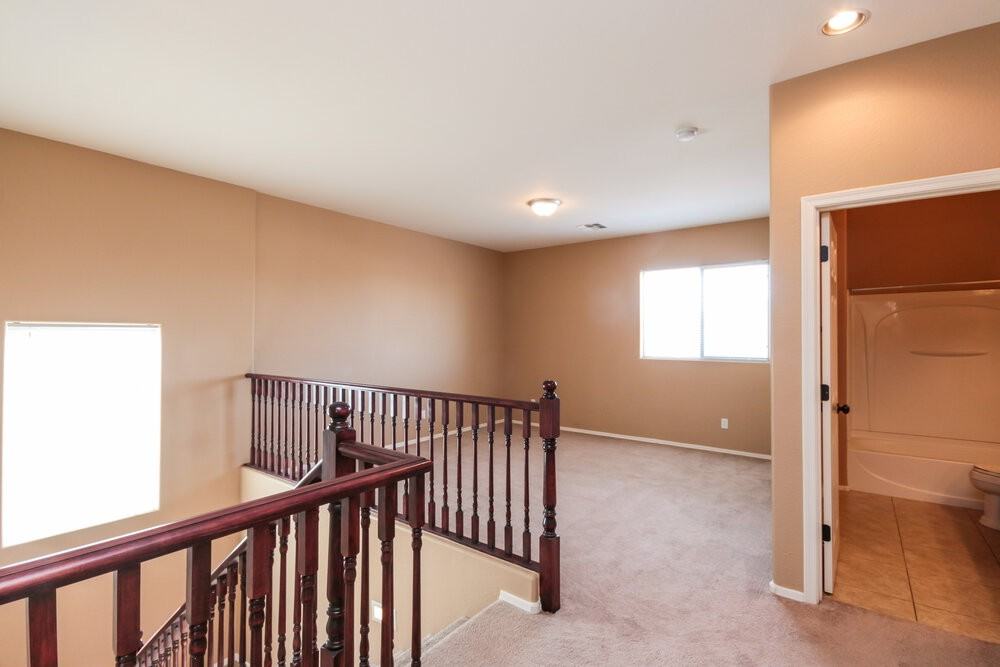6303 S 43rd Dr - Photo 7 of 17