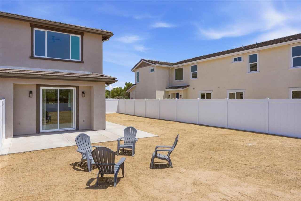Riverside Townhomes - Photo 5 of 7