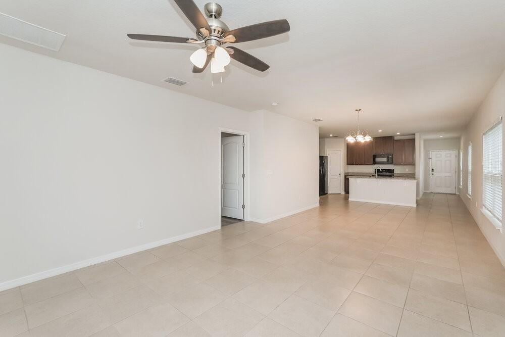 10423 Hawks Landing Dr - Photo 4 of 16