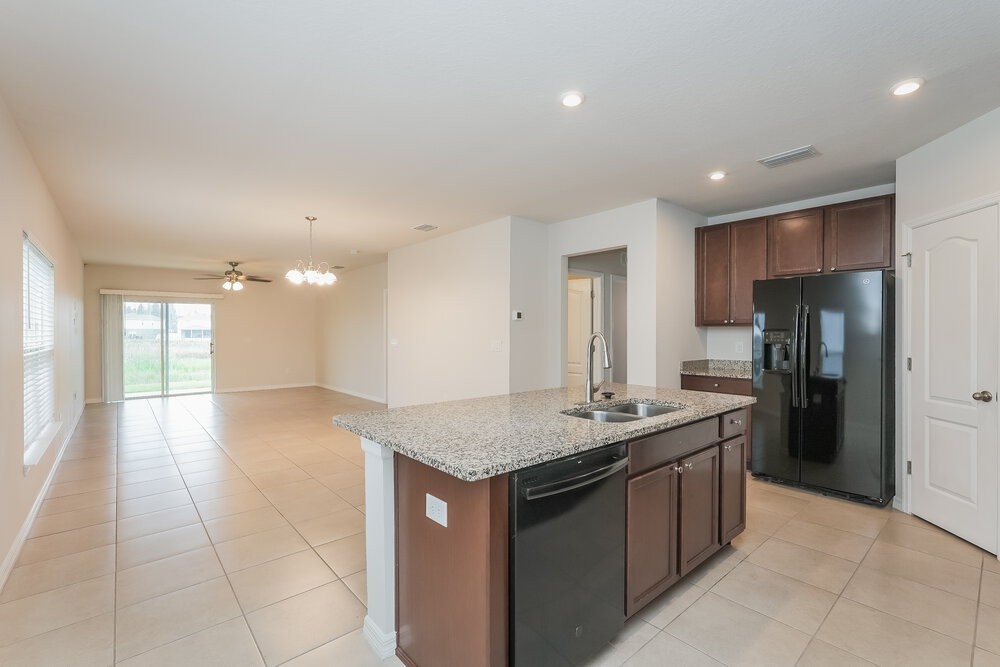 10423 Hawks Landing Dr - Photo 6 of 16
