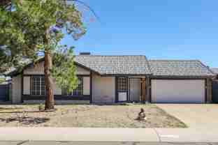 8003 W Larkspur Dr - Photo 1 of 1