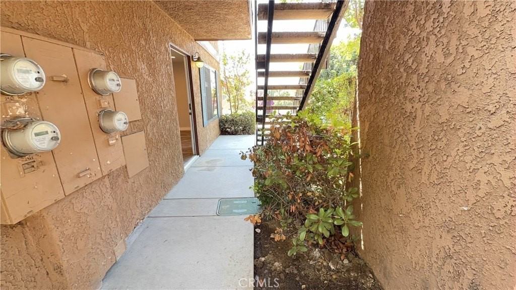 2965 N Orange Olive Rd - Photo 3 of 25