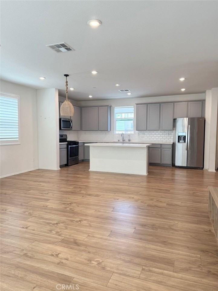 5327 Mariner Ln - Photo 6 of 28