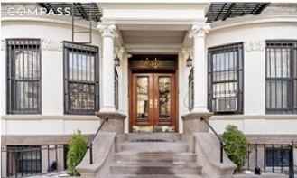 466 15th St #4 - Photo 1 of 1