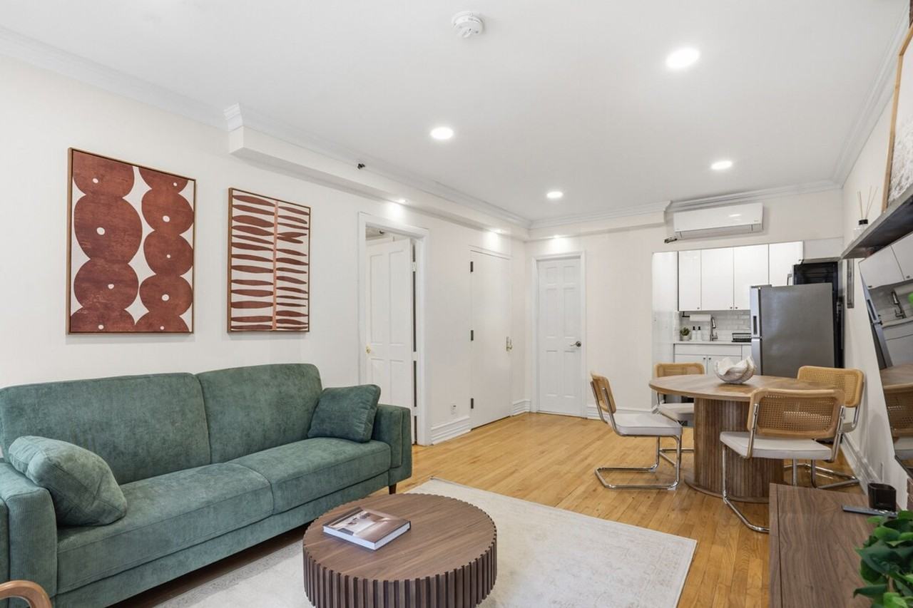 153 E 103rd St #1514395P - Photo 4 of 12