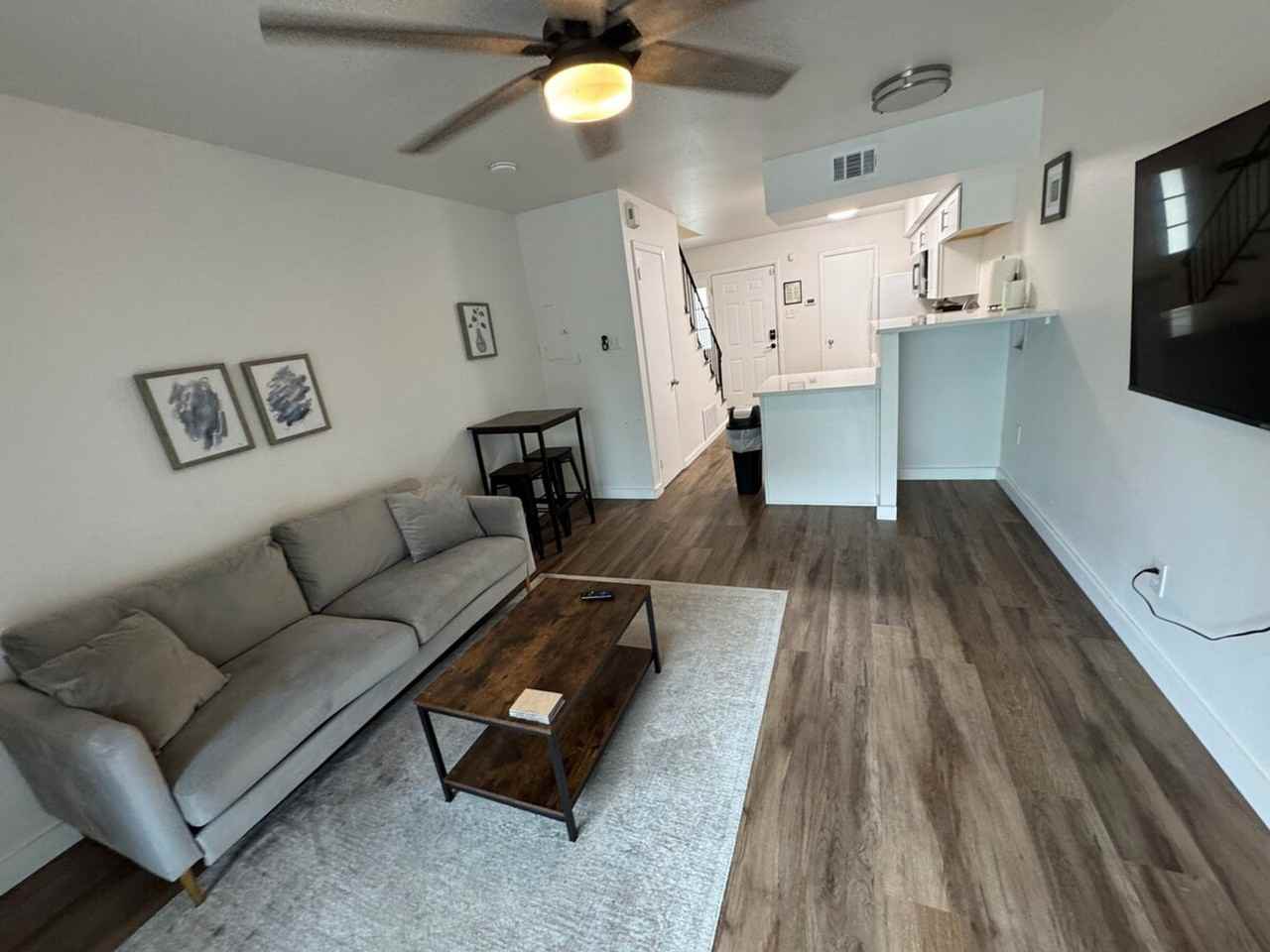 798 S Cedar St #1296522P - Photo 2 of 18