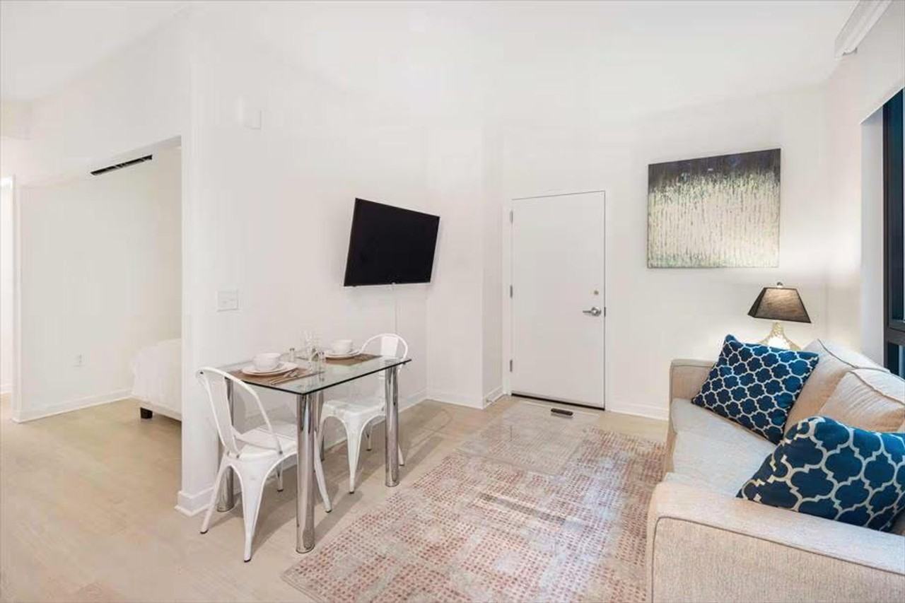 315 J St #1382870P - Photo 2 of 31