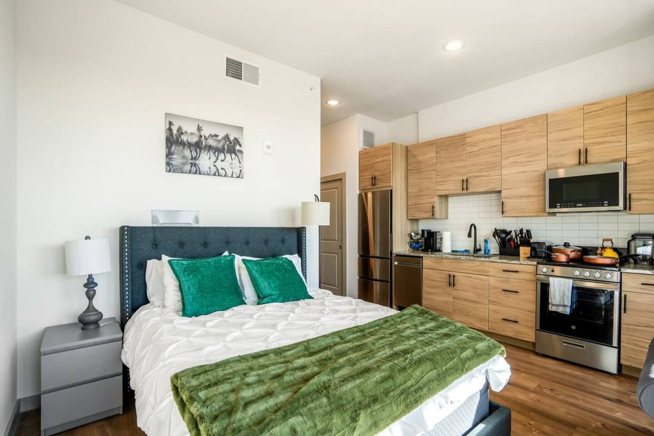 1111 Shepherd Dr #1380756P - Photo 7 of 50