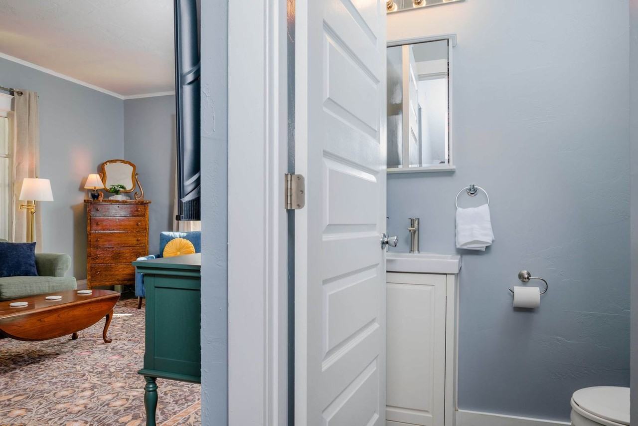 513 Evans St #1514469P - Photo 6 of 12
