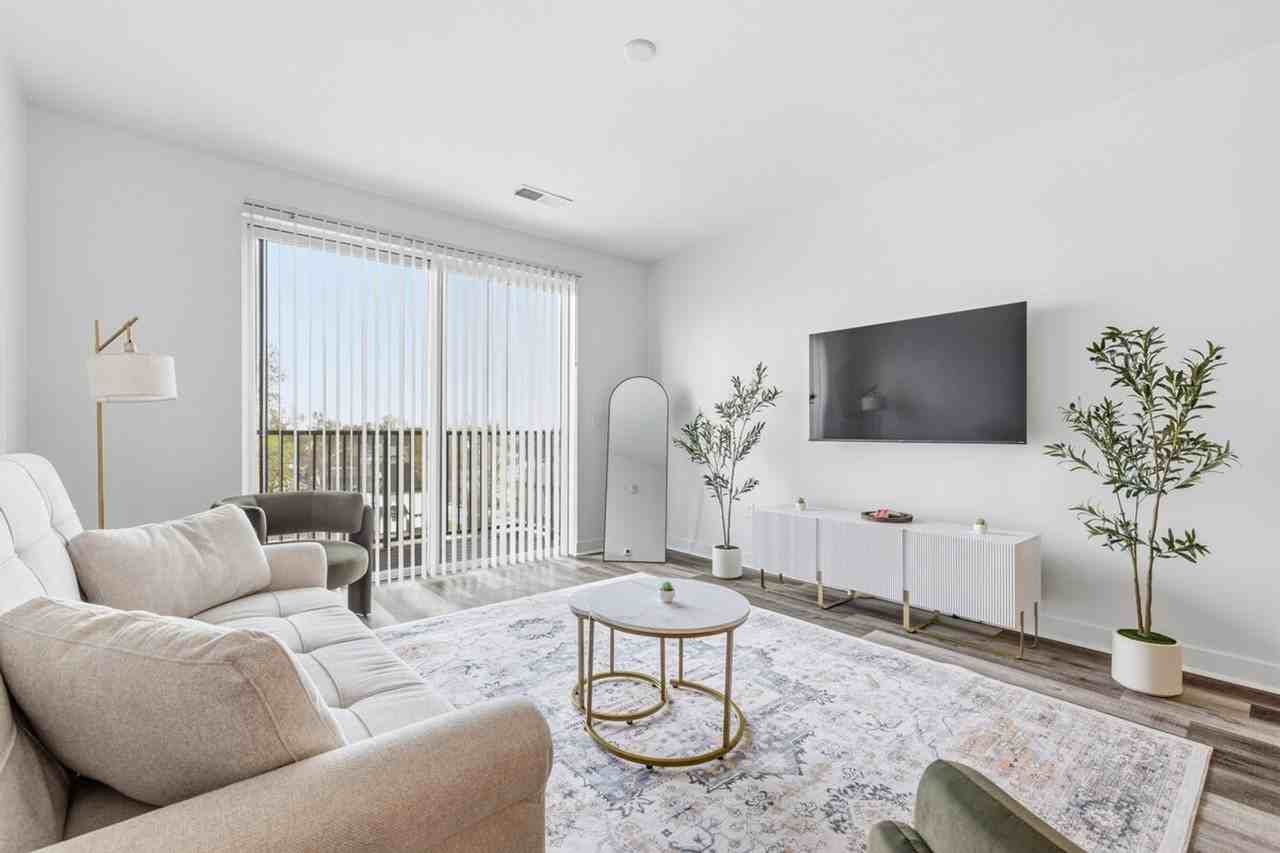 1443 Prospect St #1515753P - Photo 4 of 23