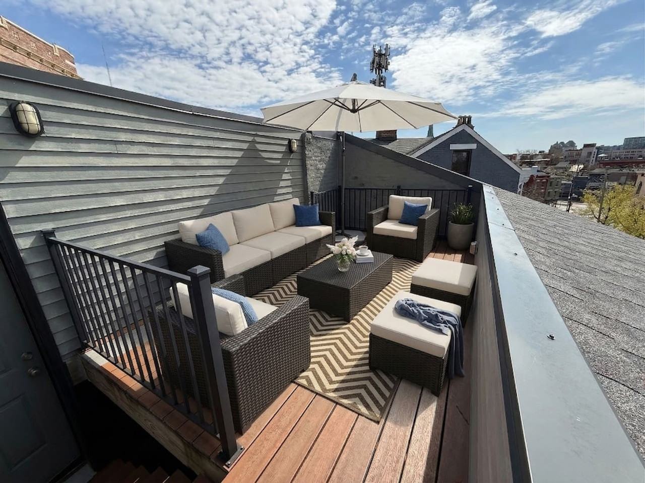 152 E Mcmicken Ave #1516262P - Photo 7 of 40