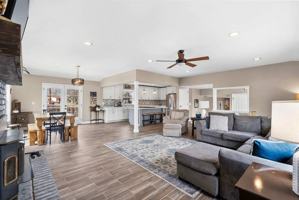 featured image of 625 N E St