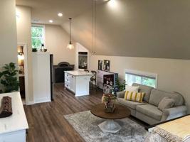 featured image of 403 N Madison St