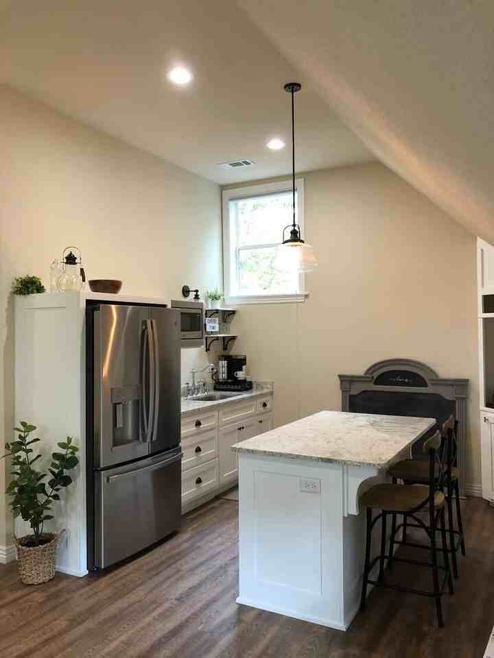 403 N Madison St #1520959P - Photo 3 of 17