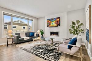 featured image of 562 Silverado Blvd Sw