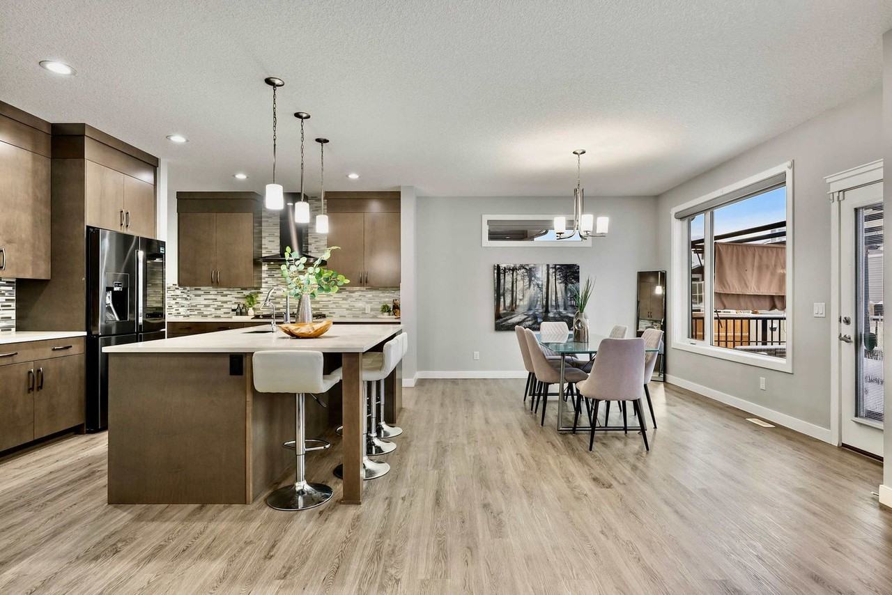 562 Silverado Blvd Sw #1524609P - Photo 6 of 30