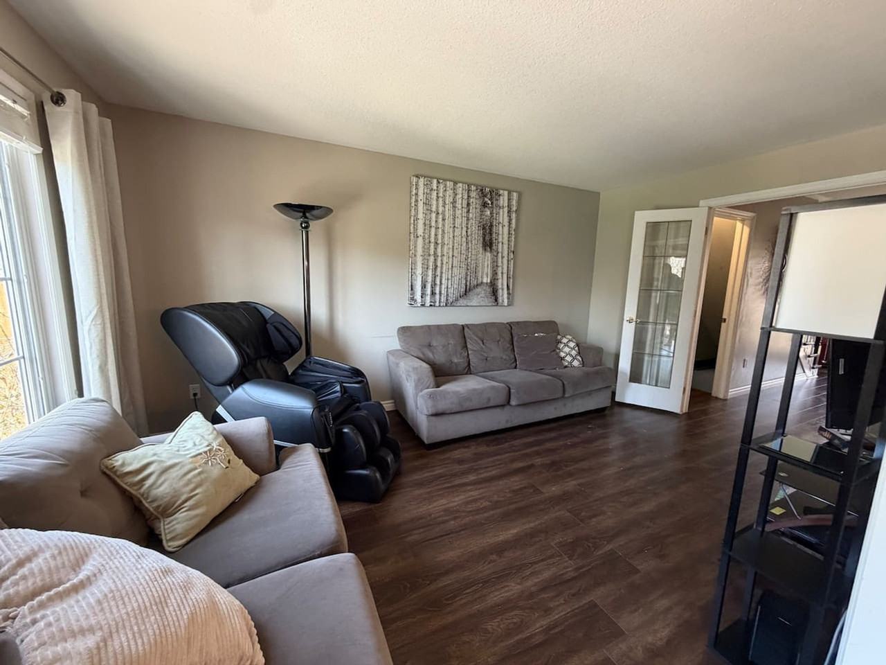 35 Pond'S Edge Crt #1530499P - Photo 2 of 48