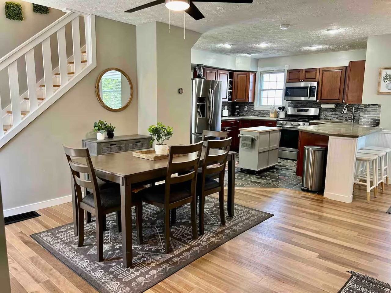 6765 Riverview Dr #1536666P - Photo 3 of 21