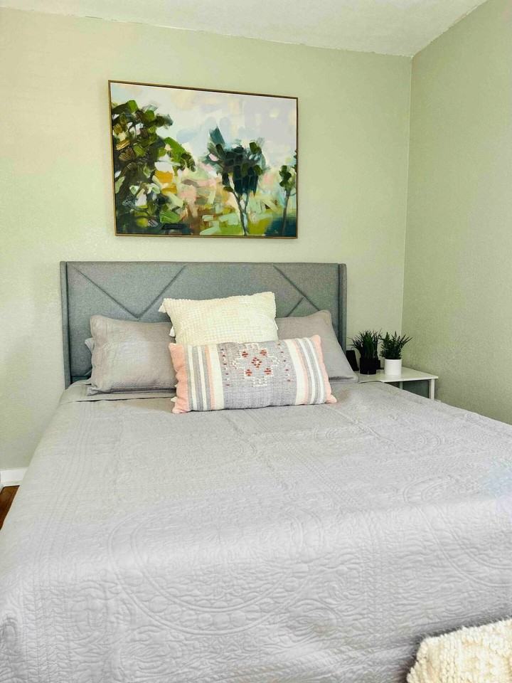 6765 Riverview Dr #1536666P - Photo 5 of 21