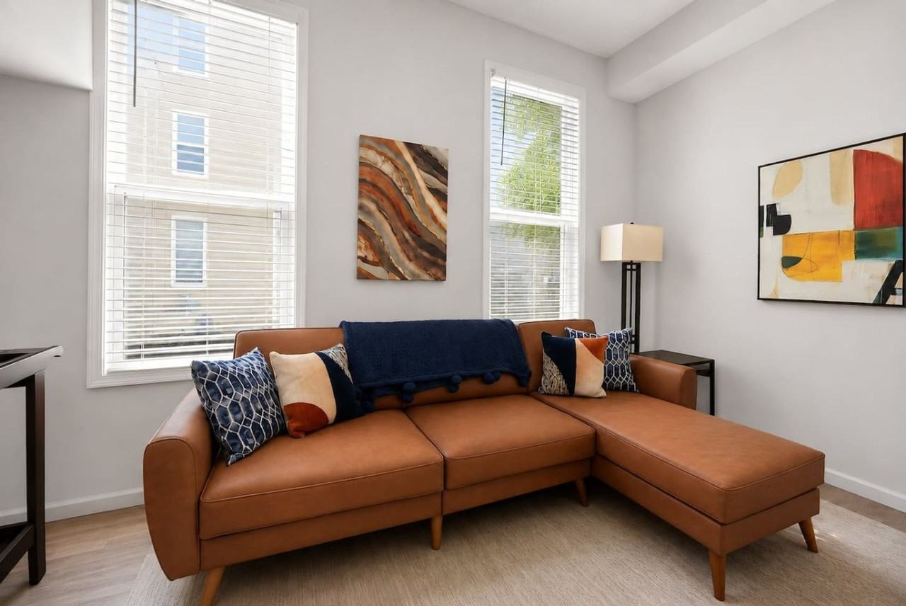 2813 Gerard St #1540075P - Photo 3 of 28