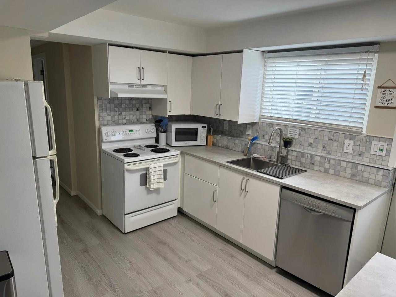 4285 St. George St #1530521P - Photo 2 of 10