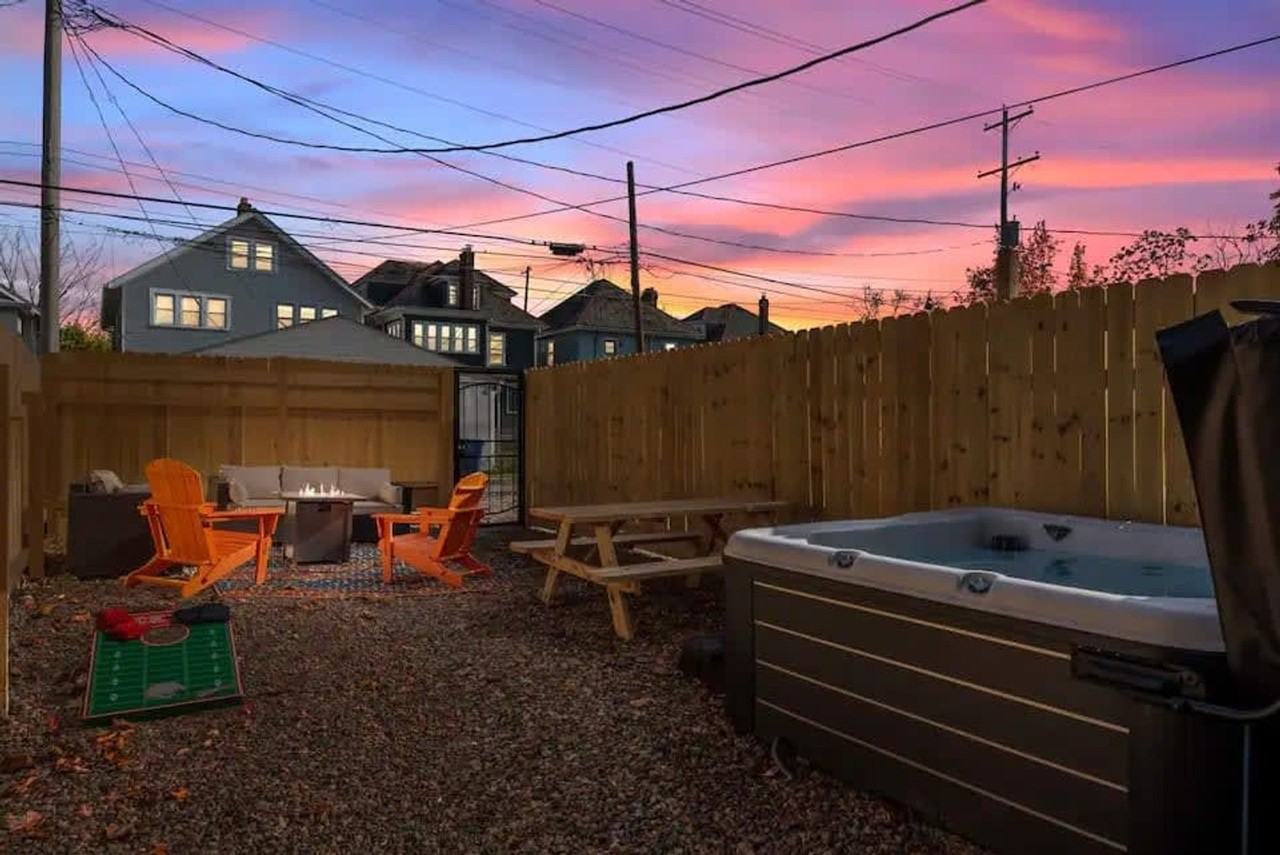 2552 Glenmawr Ave #1407028P - Photo 5 of 36