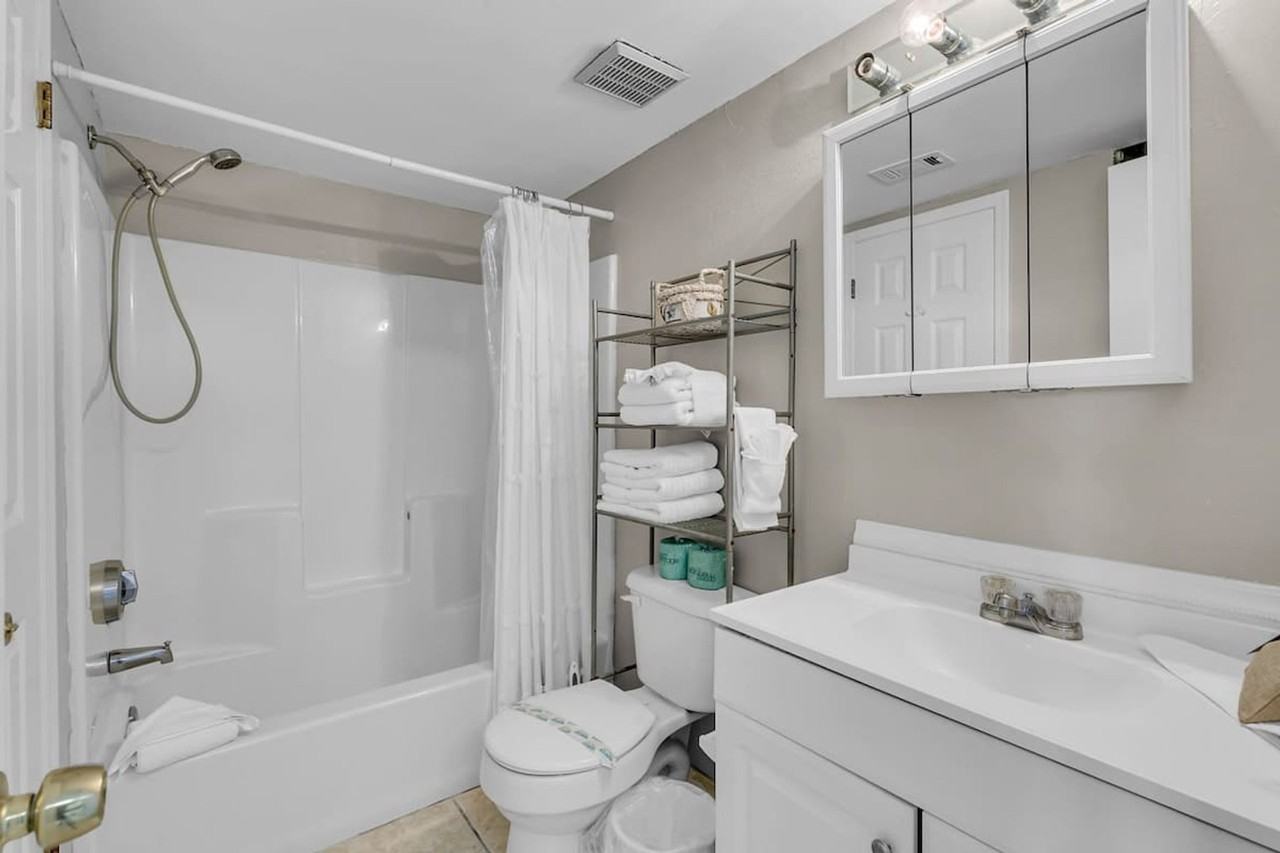 920 W Lagoon Ave #1541209P - Photo 4 of 12