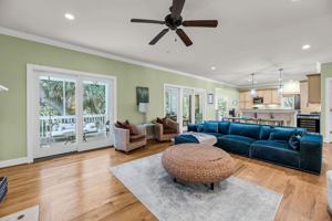 featured image of 1001 Crooked Oak Ln
