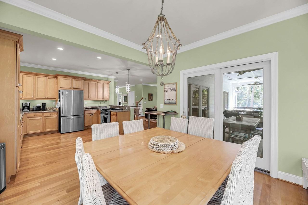 1001 Crooked Oak Ln #1541212P - Photo 7 of 41