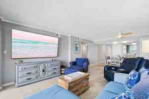 featured image of 615 W Beach Blvd