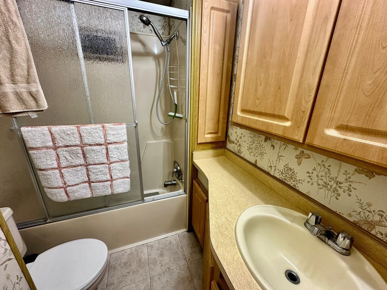 980 Nettles Blvd #1541576P - Photo 3 of 22