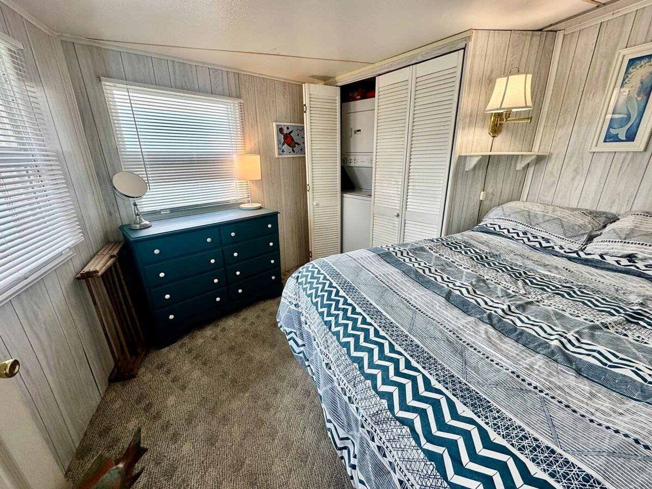 980 Nettles Blvd #1541576P - Photo 6 of 22