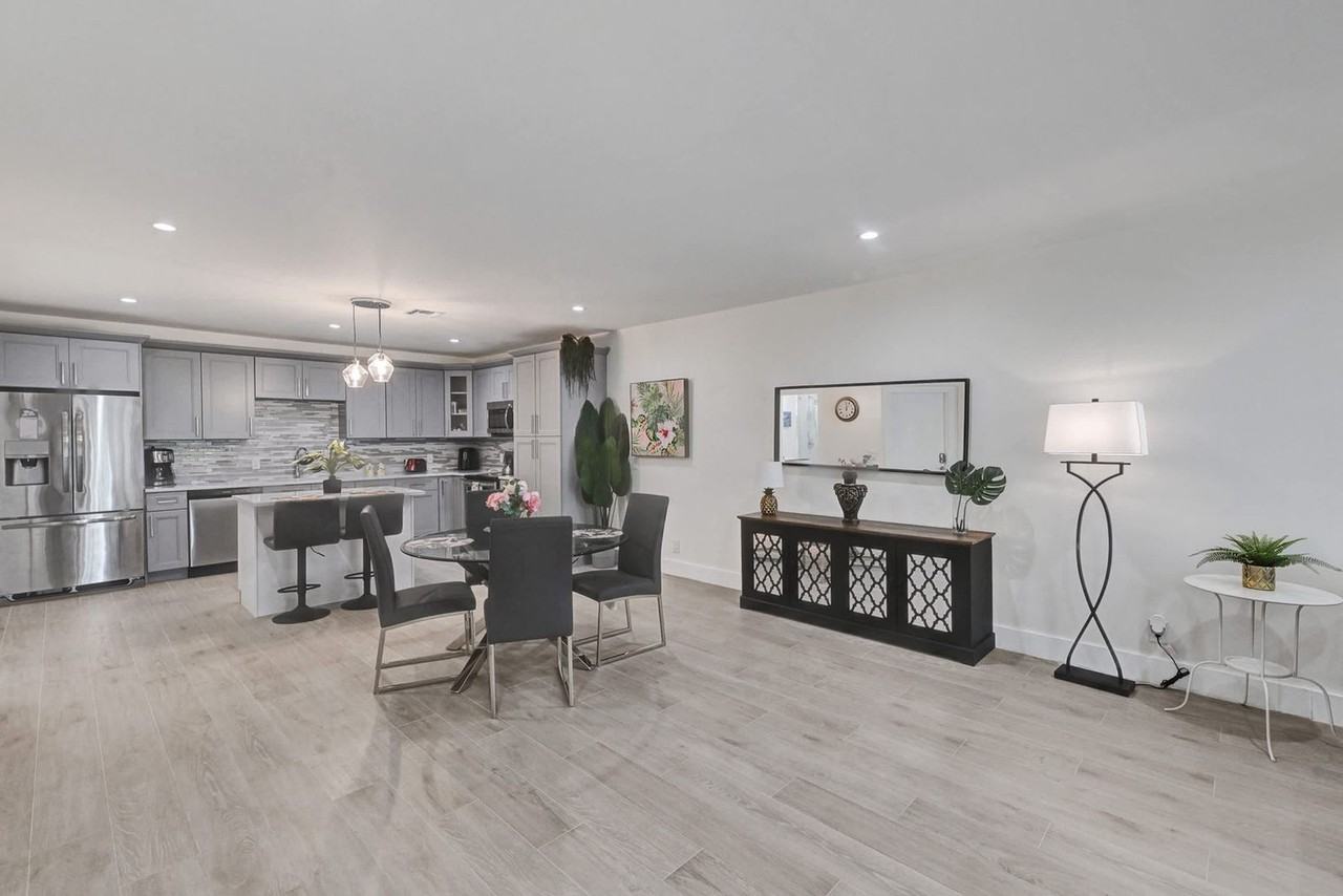 233 Commercial Blvd #1541802P - Photo 7 of 29