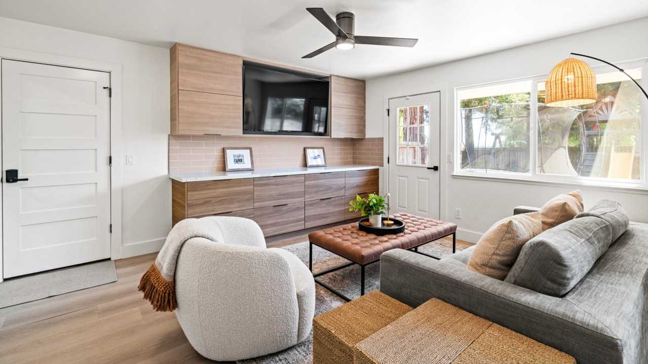 1282 Fowler Creek Rd #1538712P - Photo 5 of 38
