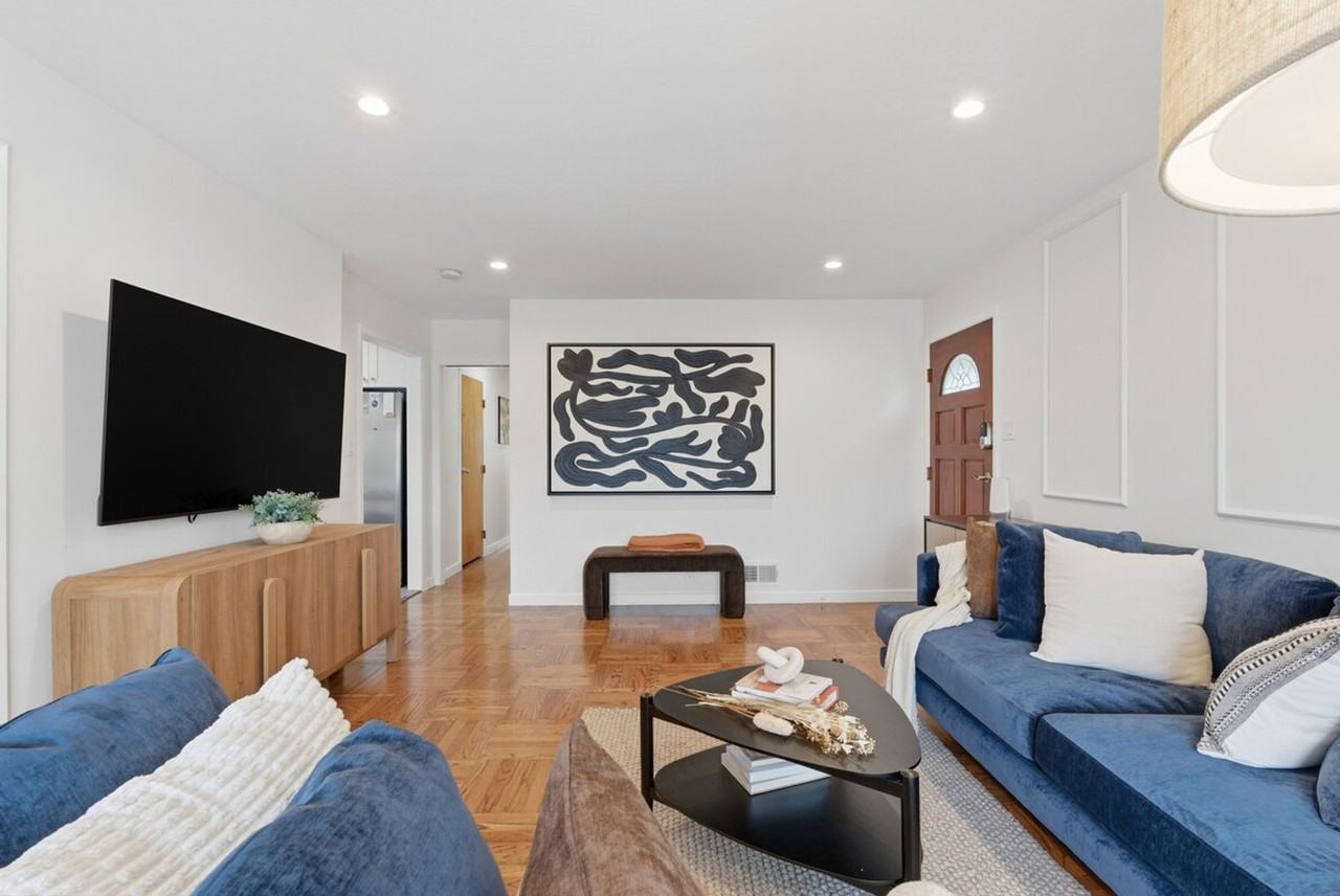 139 Mariposa Ave #1542392P - Photo 4 of 38