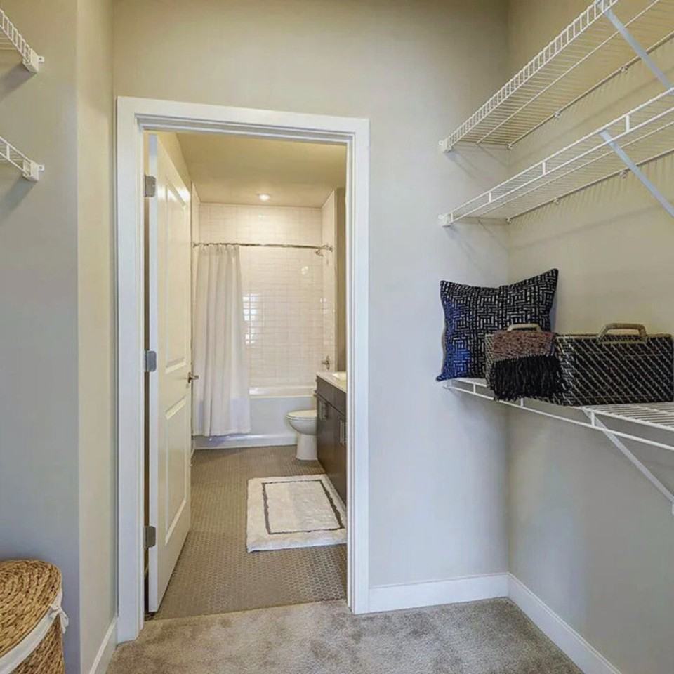 7915 Jones Branch Dr #1523035P - Photo 4 of 19