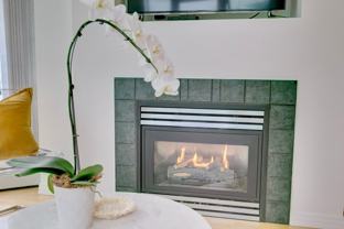 1099 Marinaside Cres - Photo 1 of 1