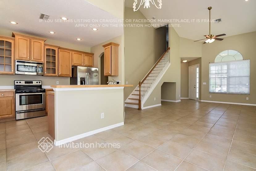 1843 Briland St - Photo 5 of 20