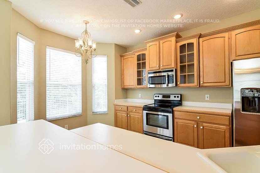 1843 Briland St - Photo 6 of 20