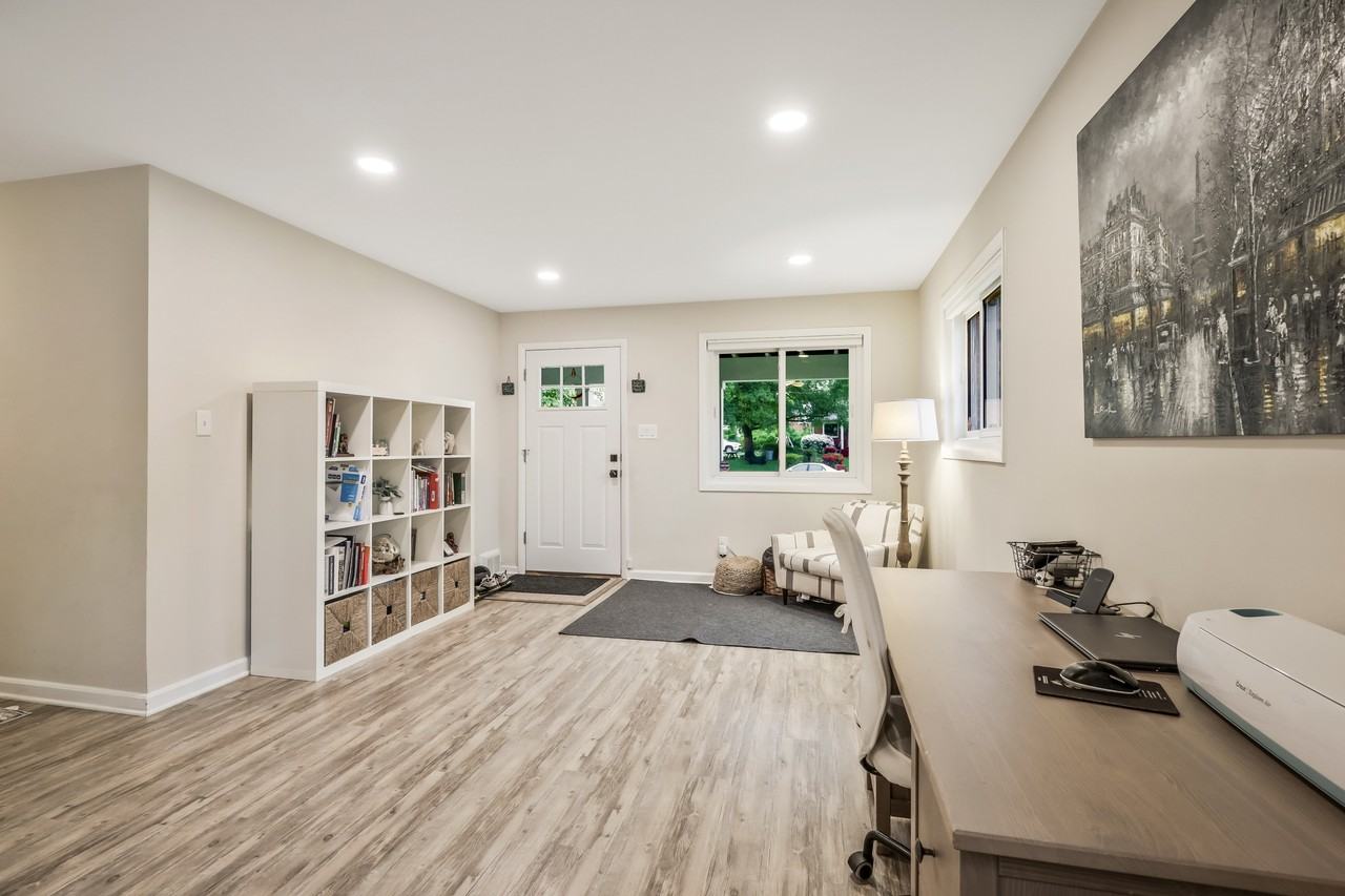 7011 Kenfig Pl #1 - Photo 4 of 22
