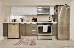 1053 College Street #B - Photo 1 of 1