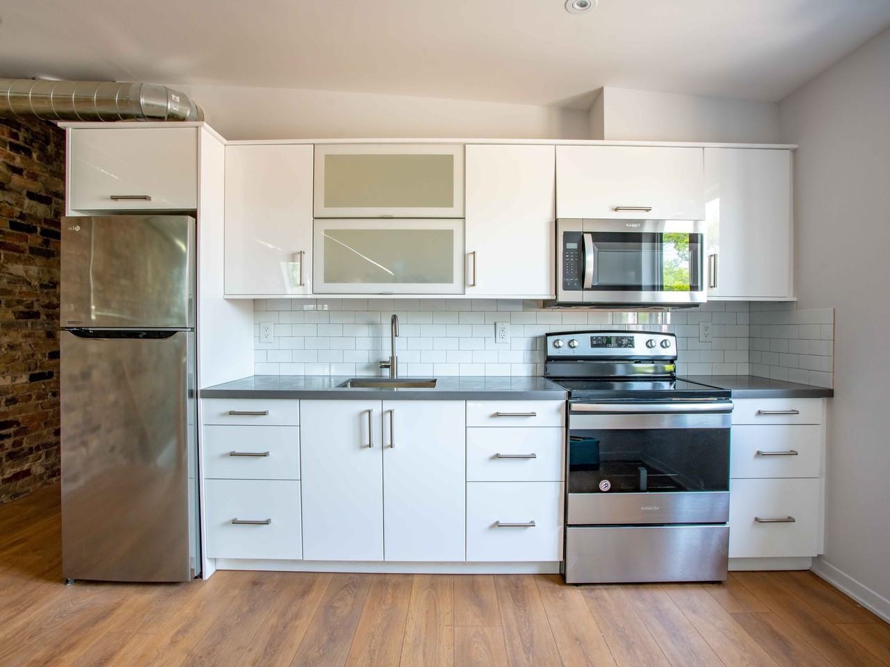 185 Jane Street #3 - Photo 6 of 14