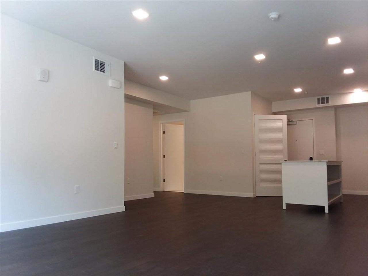 1605 Riviera Ave #406 - Photo 6 of 14