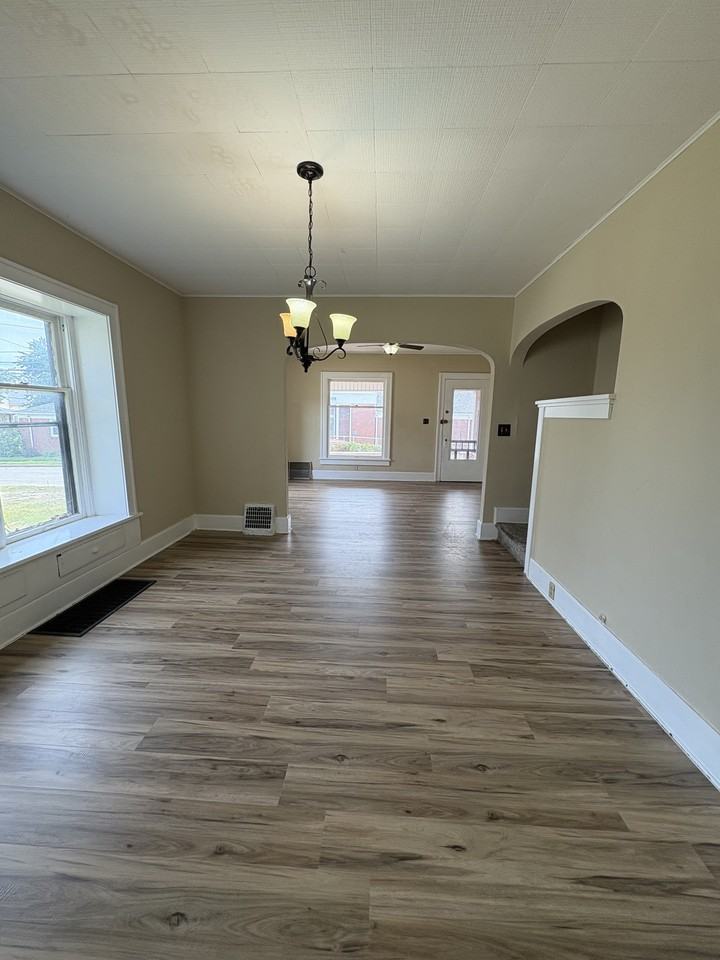 308 Arthur Street - Photo 2 of 6