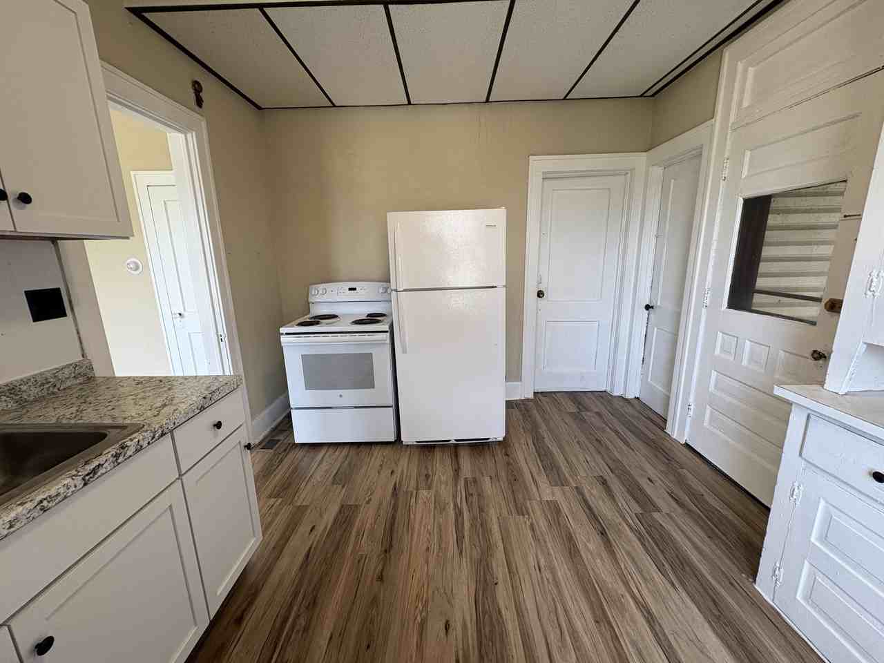 308 Arthur Street - Photo 4 of 6