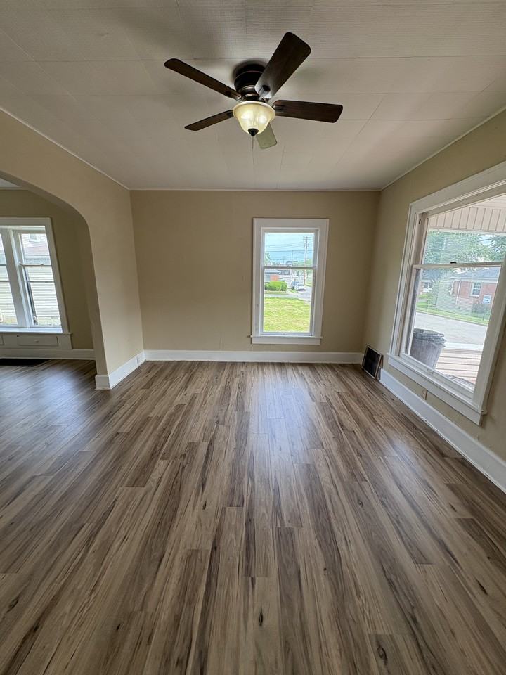 308 Arthur Street - Photo 3 of 6